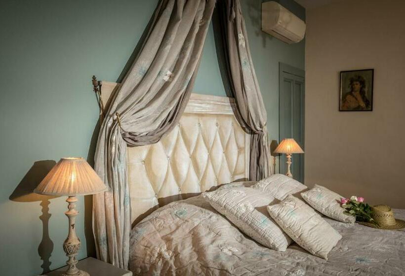 スイート, Château Le Bouïs