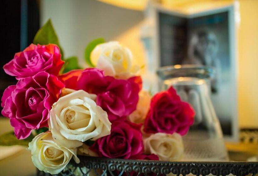 スイート, Château Le Bouïs