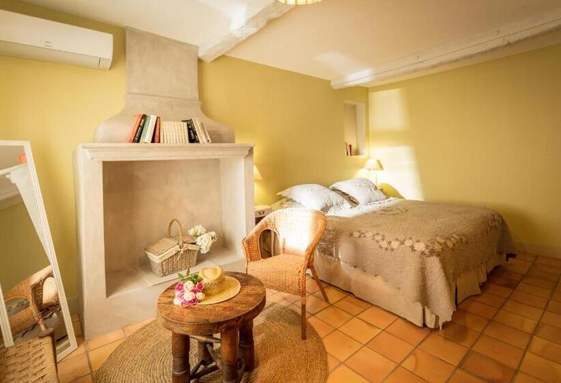 トリプルクラシックルーム, Château Le Bouïs