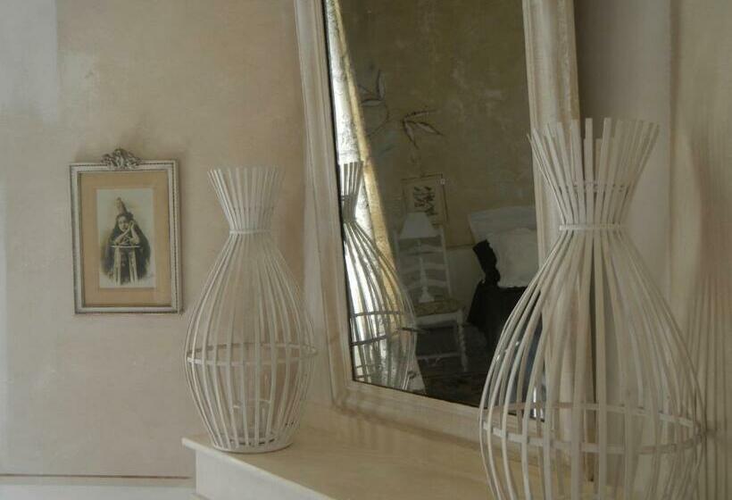 Люкс Superior, Domaine Le Castelet