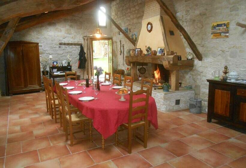Номер Стандарт Трехместный, Domaine Les Miquels