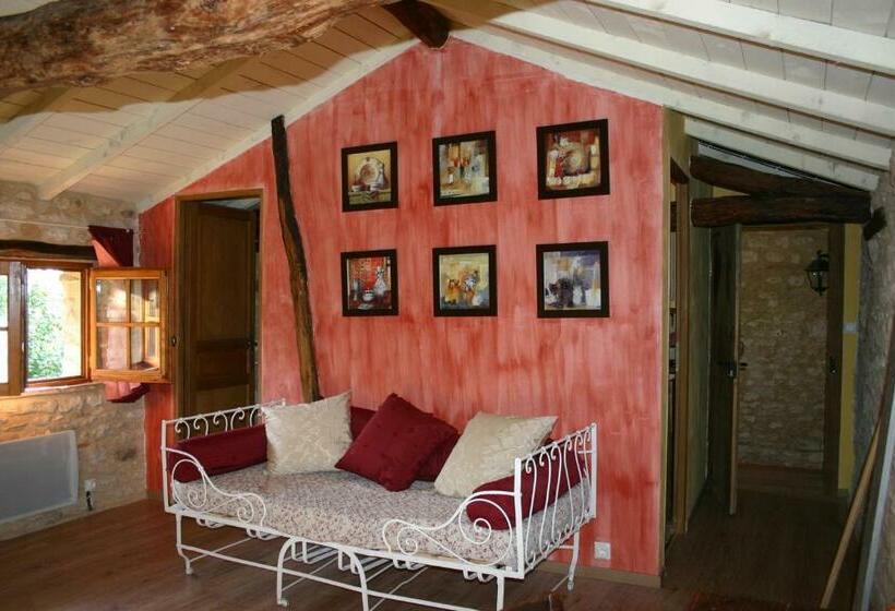 Номер Стандарт Трехместный, Domaine Les Miquels