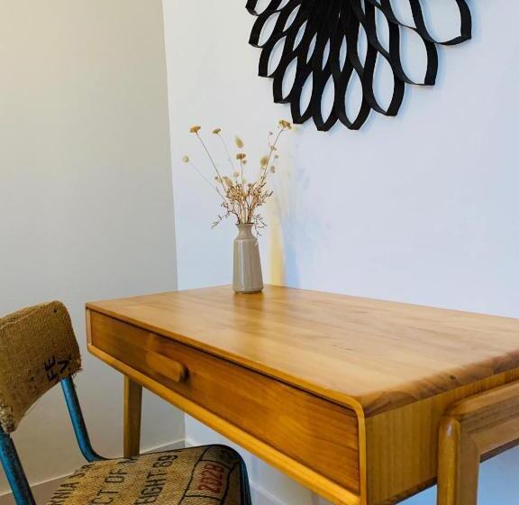 标准间, Le 14 St Michel