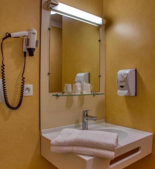 اتاق استاندارد, Abbys