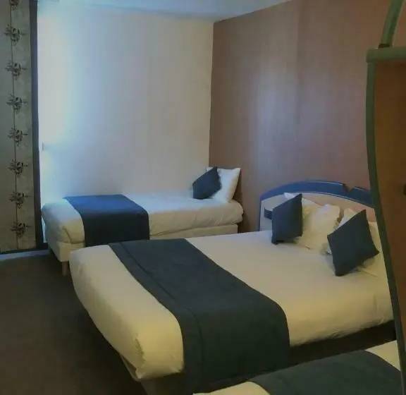 スタンダード４人部屋, Akena City Chateaurenard