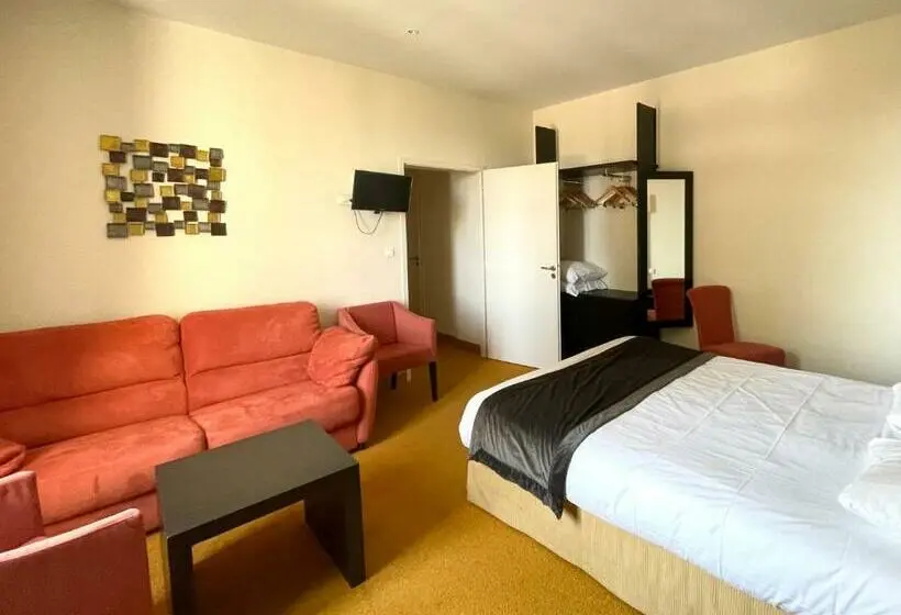 Juniorsviitti, Auberge Côté Rivière