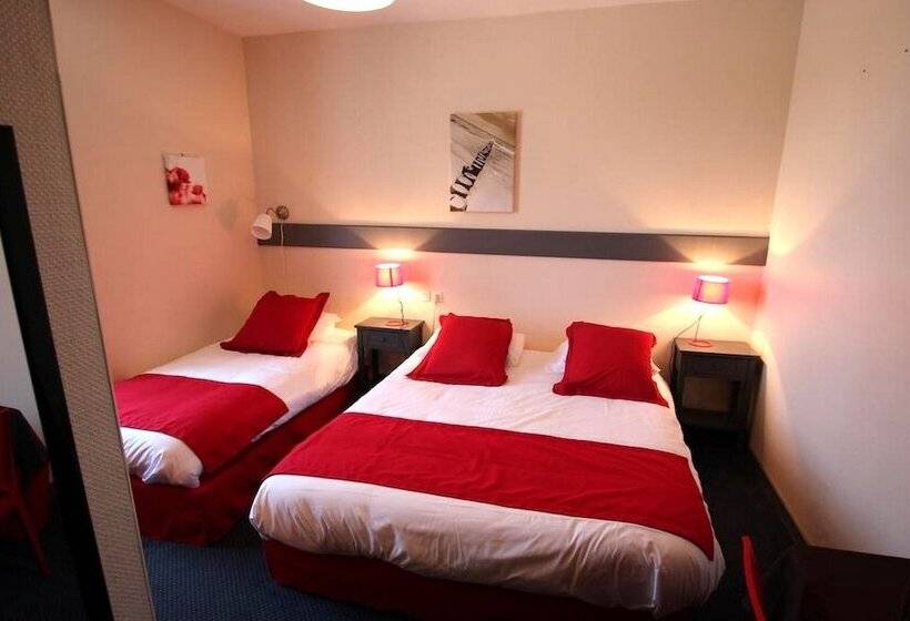 חדר קומפורט לשלושה, Auberge De Kerveoc H