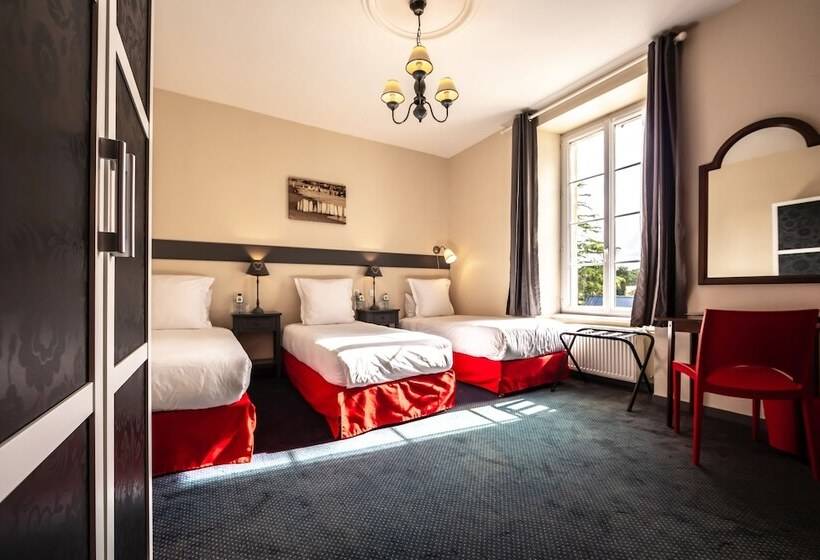 חדר קומפורט לשלושה, Auberge De Kerveoc H