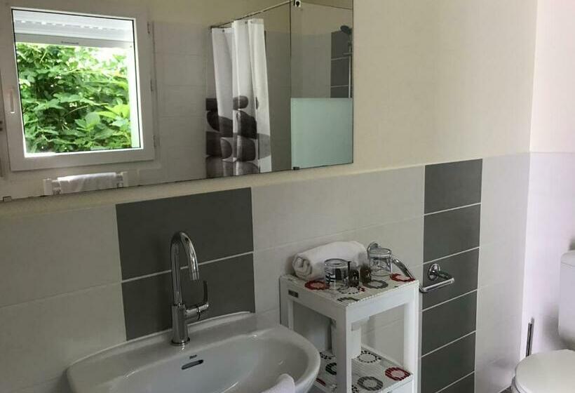 غرفة قياسية, Aux Tamaris