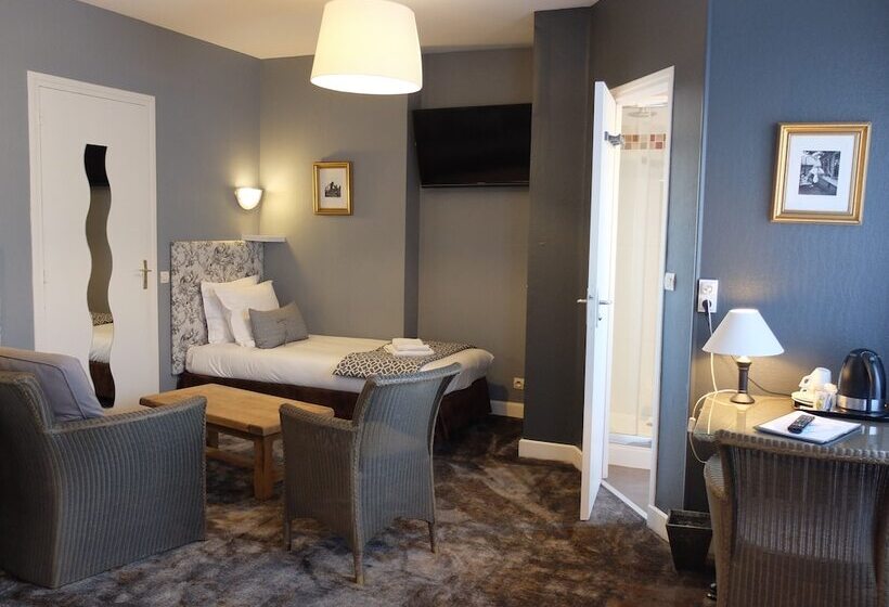 スタンダードトリプルルーム, Aux Temps D Em