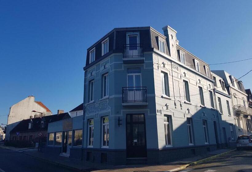 身障者適用スタンダードルーム, Des Arts