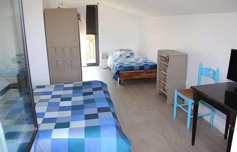 スタンダードトリプルルーム, Du Cap