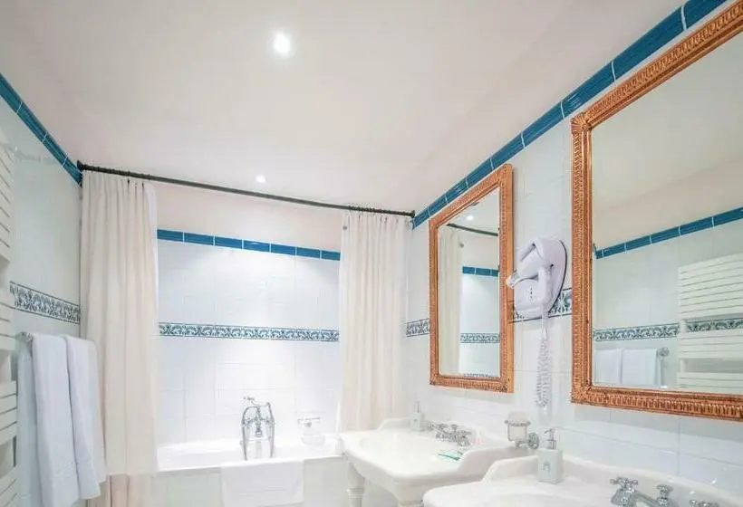سوییت, Relais Du Château D Arche, The Originals Relais