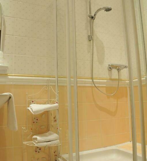 Люкс, Hôtel De Paris