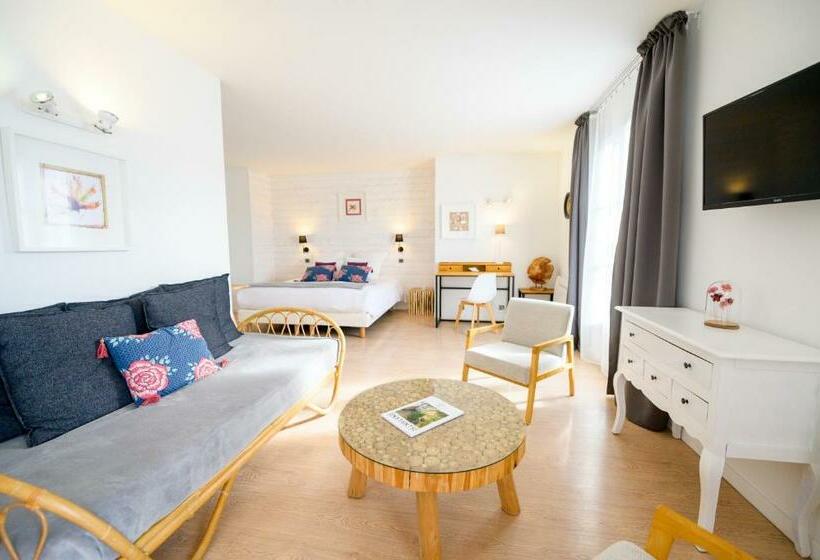 جناح, Hôtel La Jetée