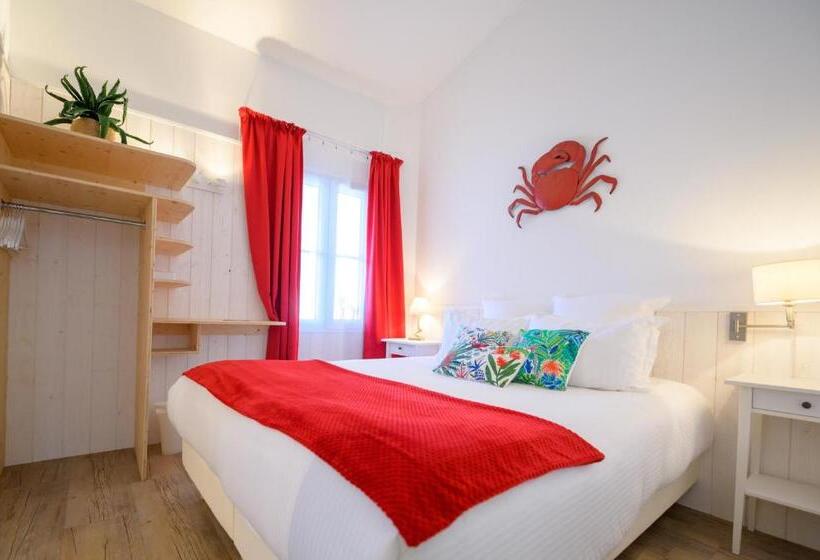 غرفة عائلية, Hôtel La Jetée