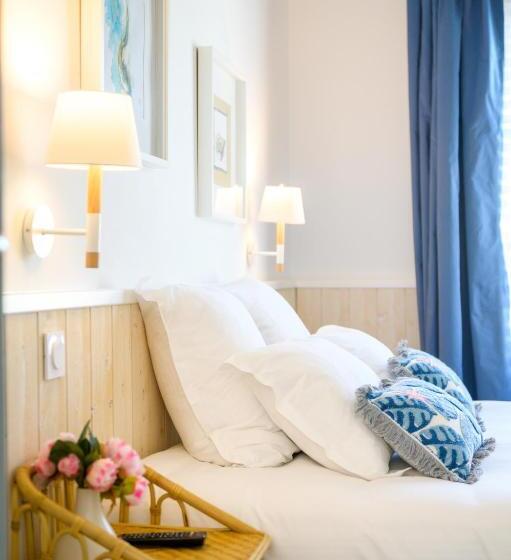 غرفة قياسية ثلاثية, Hôtel La Jetée