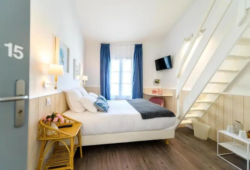 Standard Kolmen Hengen Huone, Hôtel La Jetée