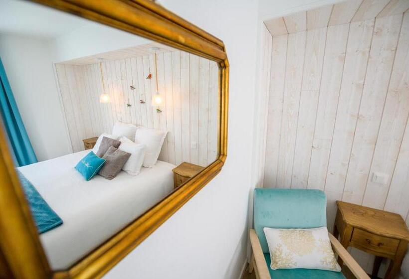 جناح جونيور, Hôtel La Jetée