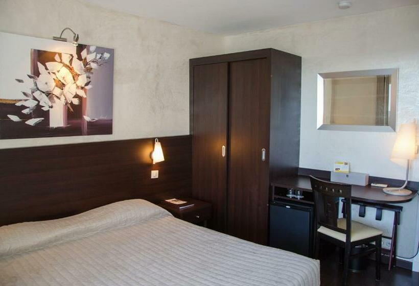 Стандартный Номер Нижний Этаж, Hôtel La Plage