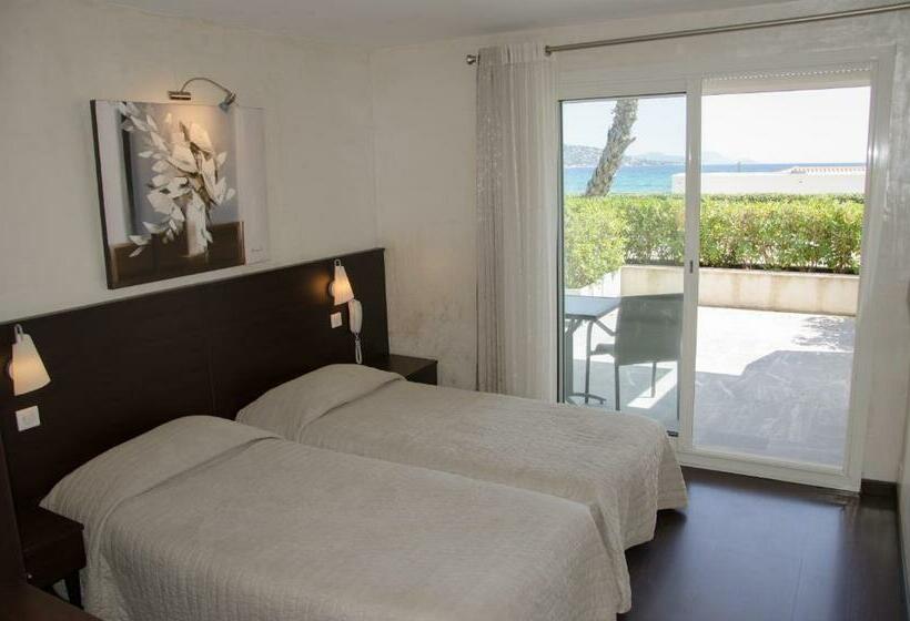 Стандартный Номер Нижний Этаж, Hôtel La Plage