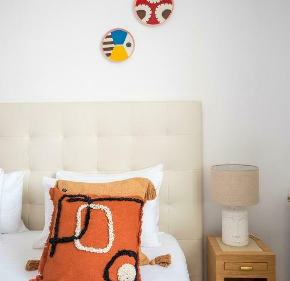 Номер Стандарт, Tour De Nesle La Rochelle Vieux Port 3 Etoiles