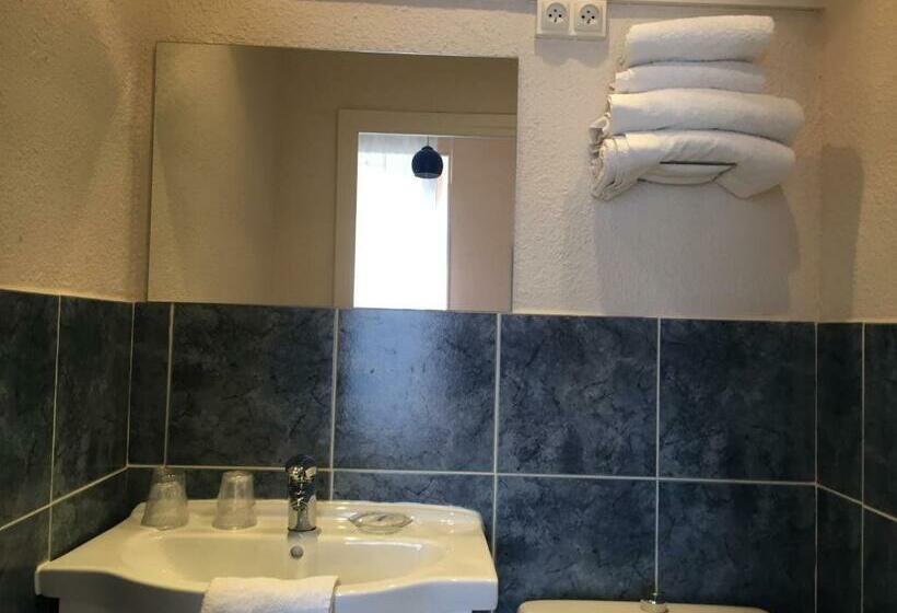 חדר סטנדרט, Hôtel Le Faisan