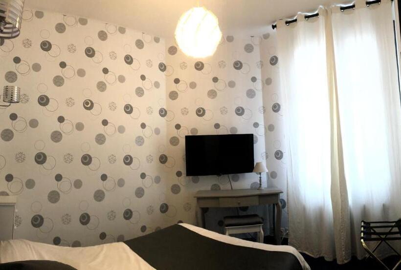 חדר סטנדרט, Hôtel Le Faisan