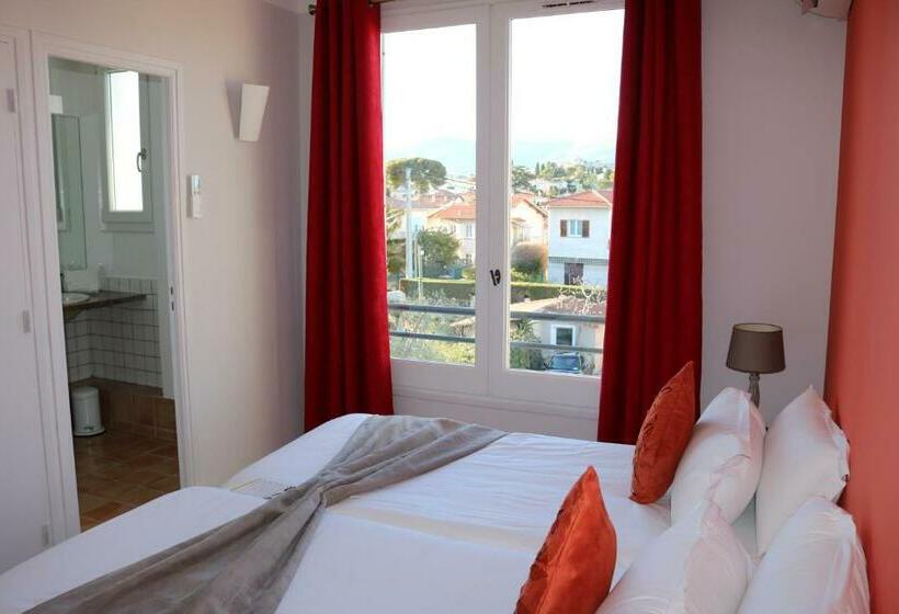 ガーデンビュースタンダードルーム, Hôtel Du Bord De Mer Le Vanillé