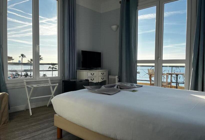 オーシャンビューデラックスルームバルコニー付き, Hôtel Du Bord De Mer Le Vanillé