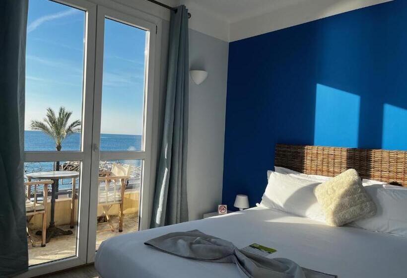 オーシャンビューデラックスルームバルコニー付き, Hôtel Du Bord De Mer Le Vanillé