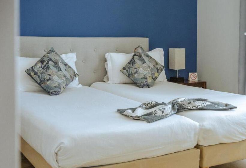 オーシャンビュースタンダードルーム, Hôtel Du Bord De Mer Le Vanillé