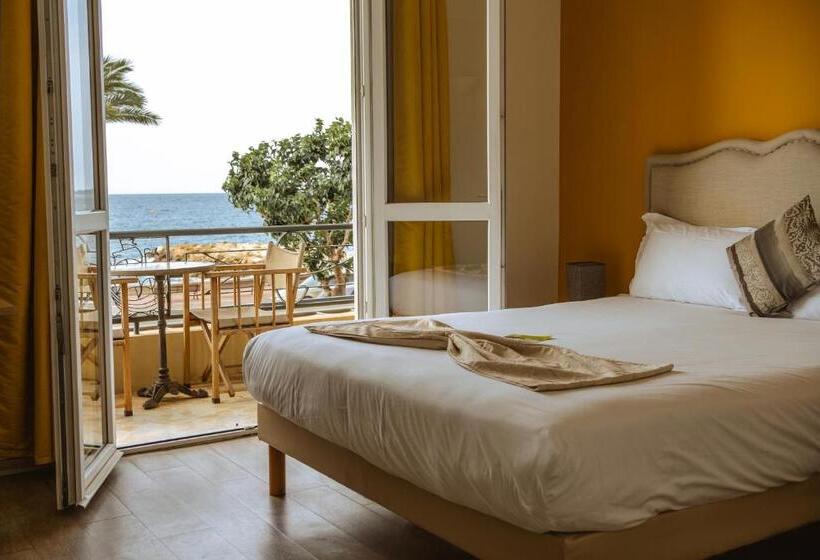 オーシャンビューデラックスルームバルコニー付き, Hôtel Du Bord De Mer Le Vanillé