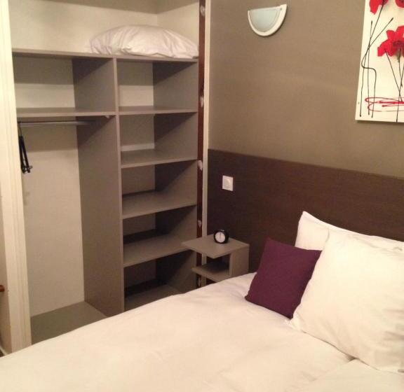 חדר סטנדרט נוף לגינה, Logis Hôtel Restaurant La Bastide