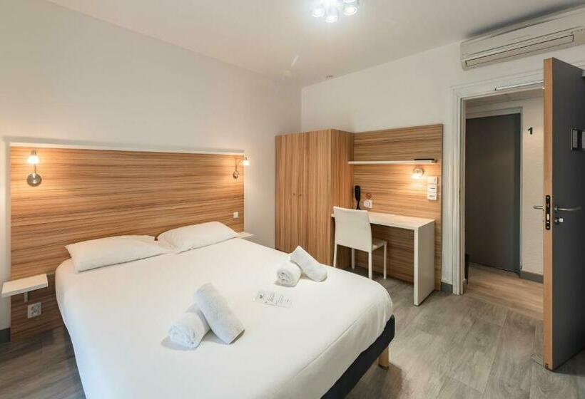 Номер Superior с Террасой, L Oasis