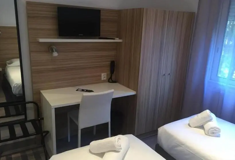 Quarto Economy, L Oasis