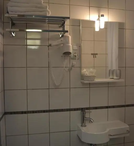 اتاق استاندارد سه نفره, La Casa Mia
