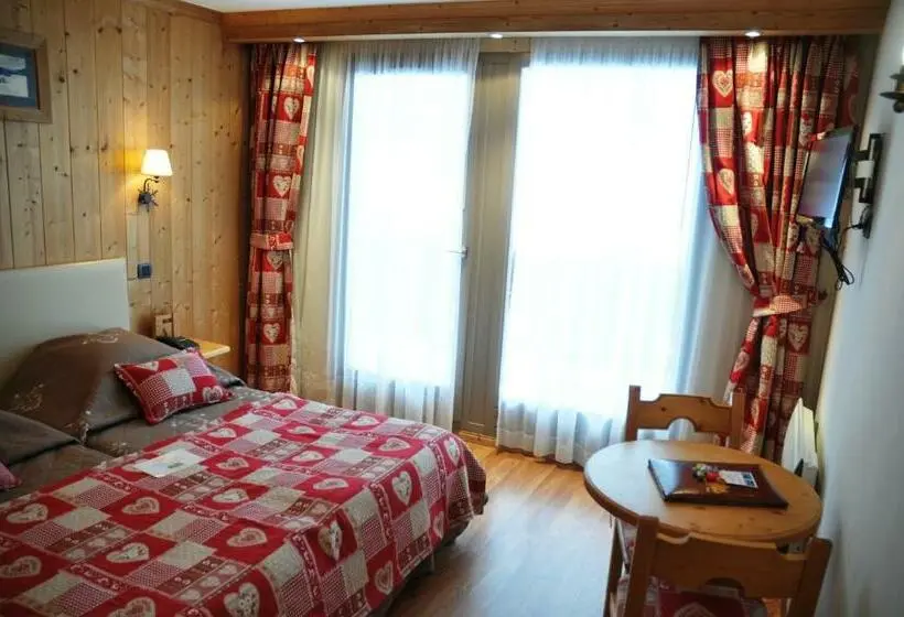 Standard Yhden Hengen Huone, Le Calgary