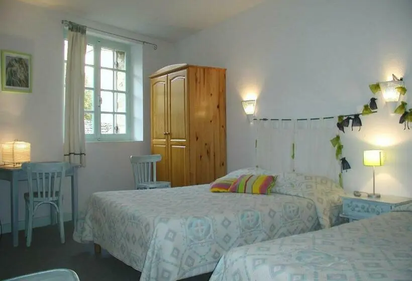 Standard Kolmen Hengen Huone, Le Chambellan