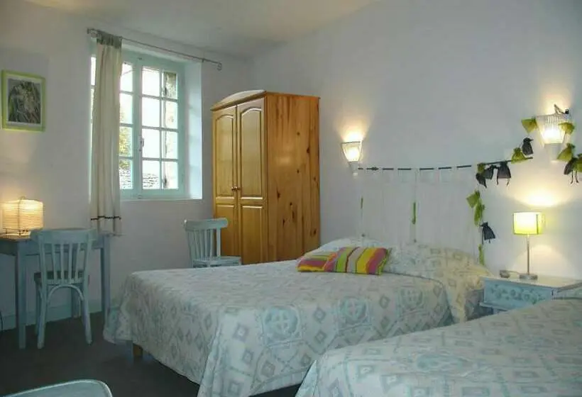 Standard Kolmen Hengen Huone, Le Chambellan