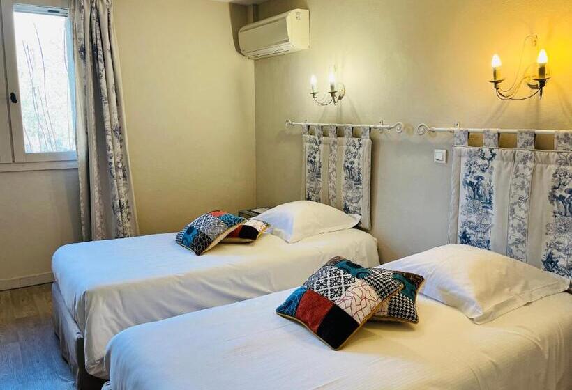 اتاق استاندارد, Le Mas Des Aigras Hôtel De Charme En Provence