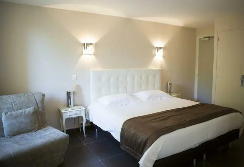 スーペリアールーム, Le Mas Des Aigras   Hôtel & Restaurant De Charme En Provence