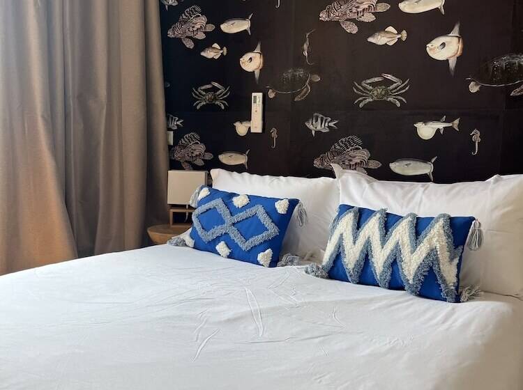 スタンダードルーム, Princesse D'azur