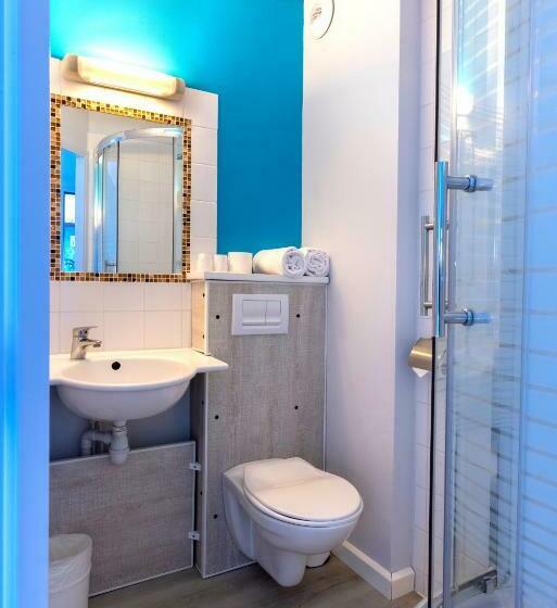 غرفة قياسية ثلاثية, The Originals Access, Hôtel Innostar