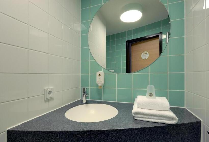 Номер Стандарт, B&b Hotel Oldenburg
