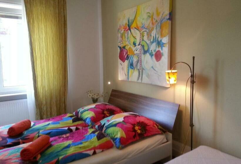 带共用浴室的标准房间, Bkarlsruhe.de