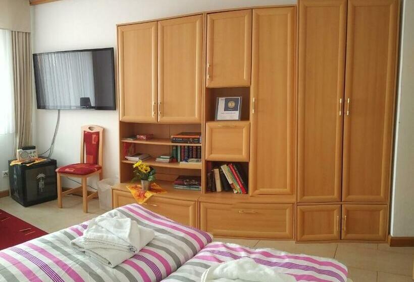 Quarto Standard Casa de Banho Partilhada, Aaron Privatunterkunft