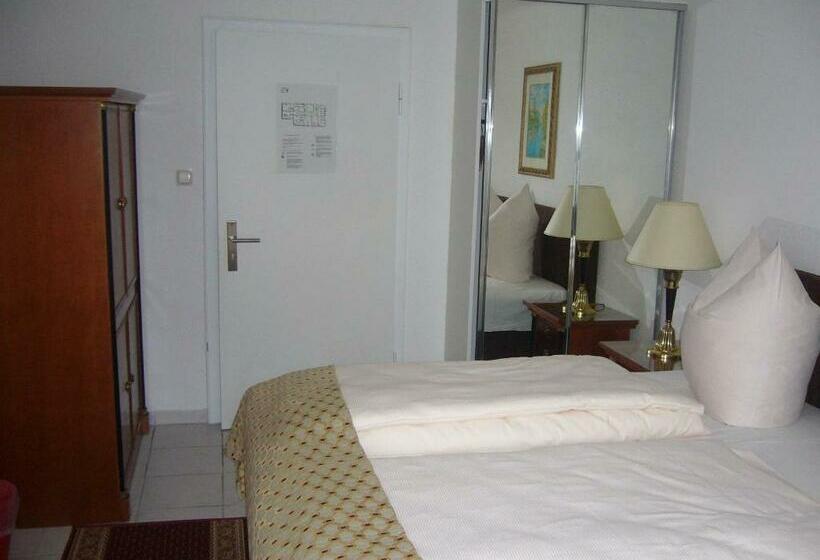 标准间, Am Wildpark