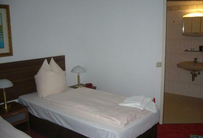 标准间, Am Wildpark