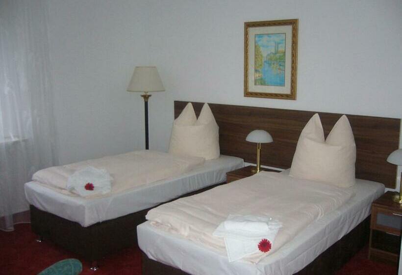 标准间, Am Wildpark